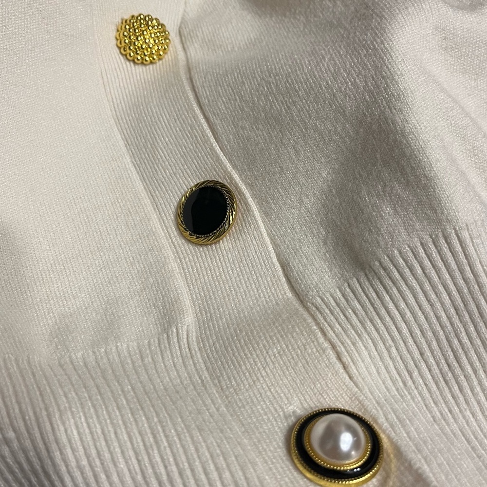 Express V-Neck Mixed Button Cardigan in Swan - Picture 7 of 7